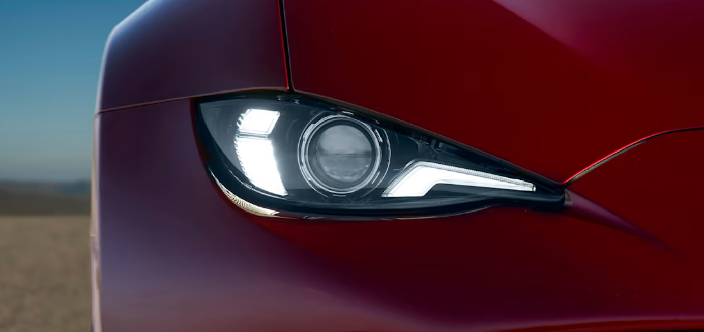 Autoturism Mazda MX-5